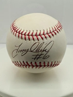 TONY OLIVA MINNESOTA TWINS SINGLE SIGNED BASEBALL JSA CERTIFIED - Image 1 of 4