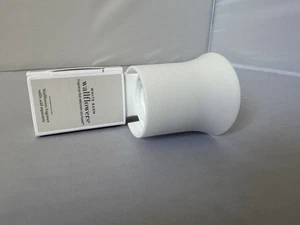 Bath & Body Works White Barn wallflowers  Plug in  - Picture 1 of 3