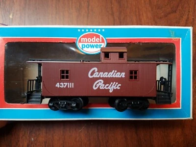 Model Power Wood Caboose 9147 Canadian Pacific kadee coupler new - Image 1 of 4