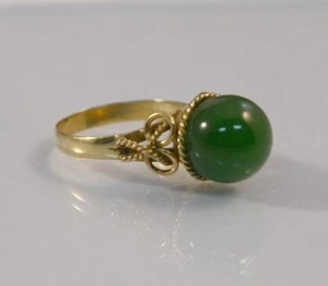 Vintage Ornate 14k Yellow Gold Jade Ring Size 4.5 - Picture 1 of 4