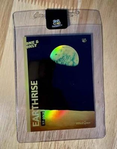 1/1 Famous EARTHRISE Photo Card HOLO GOLD GleeBeeCo One & Only Holo Space NASA - Bild 1 von 2
