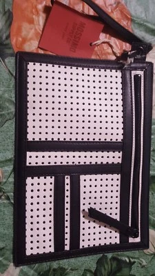 Mossimo Bolsa Bolsillo Perforado Blanco y Negro Foto 1 de 4