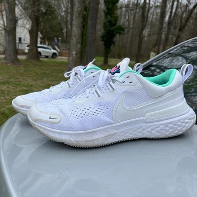 Zapatillas blancas Nike React Miler Foto 1 de 4