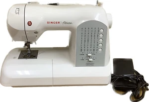 Singer Athena 2009 Sewing Machine - Used - Includes Foot Pedal and Carrying Case - Picture 1 of 14