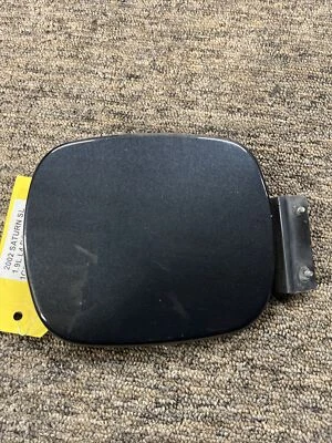 Saturn SL 2002 puerta de combustible B110 Foto 1 de 3