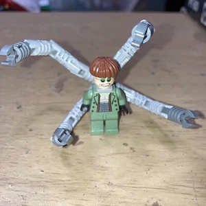 LEGO Dr. Octopus Minifigure (Otto Octavius) 4856 Spider-Man - Doc Ock's Hideout - Picture 1 of 6