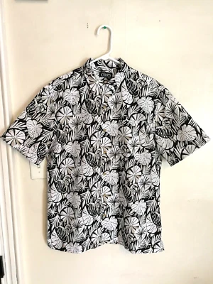Camisa Chaps Para Hombre L Floral Blanca Negra Marrón Botón Bolsillo Manga Corta Informal Foto 1 de 3
