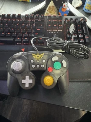 Hori Nintendo Switch Battle Pad Legend of Zelda USB Controller GameCube Style - Image 1 of 3