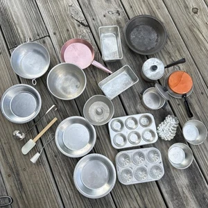 Lote de ollas de colección para niños de metal cocina juego casa piezas ollas sartenes - Imagen 1 de 15