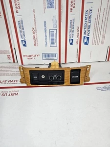 2008-2013 Toyota Highlander Heated Seat Switch USB AUX 12V Control Panel OEM - Picture 1 of 7