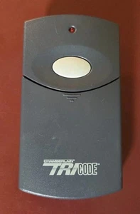 Abridor de garaje de un solo canal Chamberlain Tri Code TC1 - Imagen 1 de 4