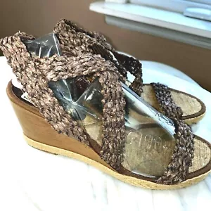 Andre Assous Vintage Pax Espadrille Wedge Sandal Size 7 Raffia Wood Heel $159 - Picture 1 of 12