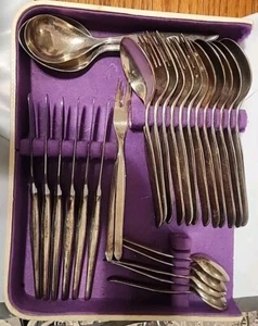 VTG Wellner Set of 27 Silver-plate 6 8" Forks 5 5" Spoons 6 8" Knives 6 8" Spoon - Picture 1 of 16