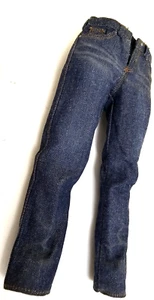 ENVÍO GRATUITO: Pantalones de mezclilla azules Hot Toys MMS243 Capitán América para cuerpo musculoso NUEVO - Imagen 1 de 4