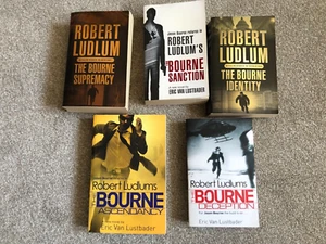 Jason Bourne Collection Robert Ludlum’s Book Bundle x 5 Eric Van Lustbader - Picture 1 of 4