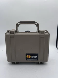 Pelican 1170 Case - Black - Foam - Watertight Protector Case - Picture 1 of 4