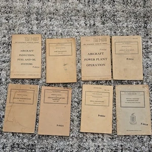 Assorted Aircraft Air Force WWII Vintage U.S. War Department Technical Manuals - Foto 1 di 7