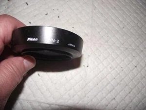 Genuine Nikon HN-2 METAL LENS HOOD FOR NIKON 28MM F2.8 WIDE ANGLE LENS - Picture 1 of 4