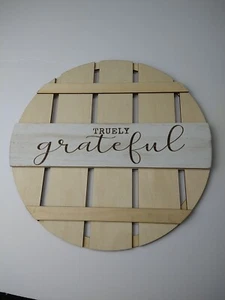 Truly Grateful Wall Decor Farmhouse Modern Minimalist - Picture 1 of 6