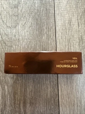 Véu de ampulheta hidratante tom de pele #10 - 1,1 fl oz/3 mL - Imagem 1 de 4