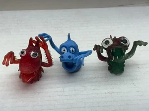 VINTAGE 3 FINGERPUPPE MONSTER JIGGLERS - Bild 1 von 8