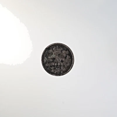 Raw 1880 H Canada 5C Canadian Silver Five Cent Coin - Image 1 of 2