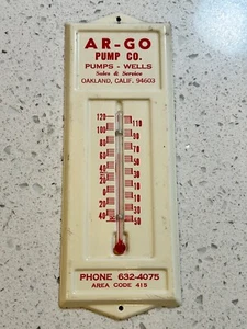 Termómetro de metal publicitario vintage AR-GO PUMP CO. - Oakland, California - Imagen 1 de 4