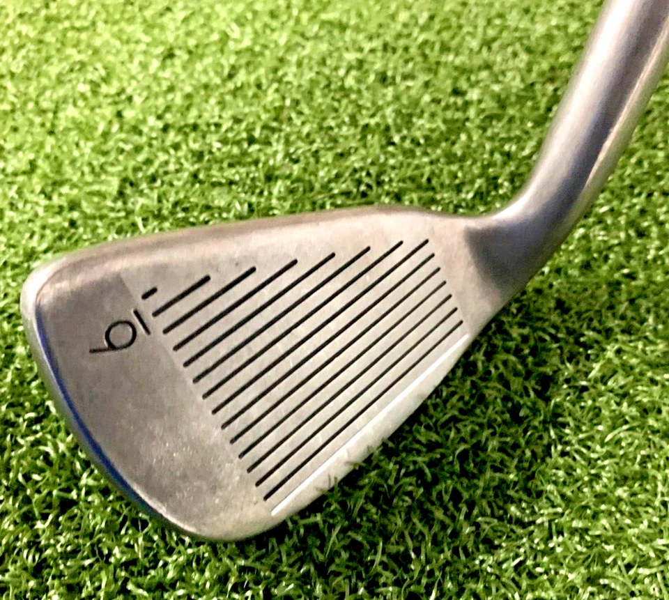 Square Two 6 Iron /  RH  / Regular Graphite ~37.5" /  / dj6379 - Image 1 of 4