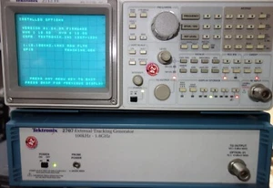 Tektronix 2712 Spectrum Analyzer 9 kHz to 1.8 GHz + 2707 Tracking Generator - Picture 1 of 12