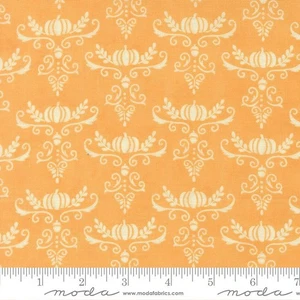 MODA FABRICS #56146 12 "I LOVE FALL MOST OF ALL" OVERALL PUMPKIN FLORAL BTY - Picture 1 of 1