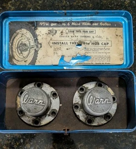 Vintage Set of Warn Hub Caps For Willys - Foto 1 di 10