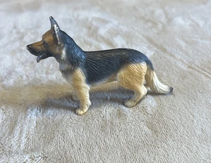 Figura de perro pastor alemán Schleich macho 2003 mascota retirada juguete - Imagen 1 de 8