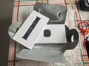 Apple Watch Ultra 2 49mm GPS - Titanio con correa multicolor - Imagen 1 de 10