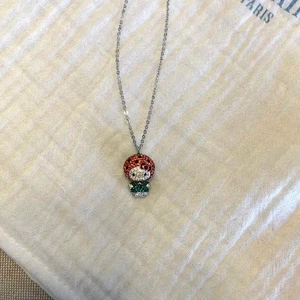 Collar Swarovski Hello Kitty Sandía Edición Limitada Usado Sin Caja - Imagen 1 de 4