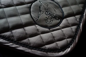 ESKADRON PLATINUM ARTECO TAUPE SCHABRACKE  DL DRESSUR WB RARE - Bild 1 von 9