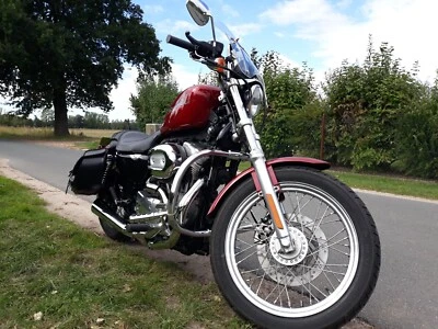 Harley Davidson Sportster 883 - Bild 1 von 4