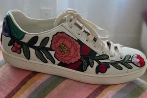 Authentic Gucci Ace White Floral Emboidered Sneakers - Picture 1 of 8
