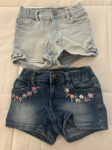 Lot Of 2 Gap Denim Shorts Size 4 - Picture 1 of 4