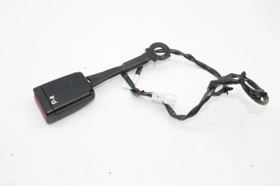 Hebilla de asiento delantero izquierdo Nissan Micra MK5 K14 868425FA0A 0,9 gasolina 66 kW 2017 RHD Foto 1 de 3