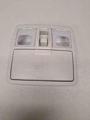 Kia Sportage 2016 2012 techo gris luz domo mapa lámpara 928003WXXX fabricante original  Foto 1 de 4