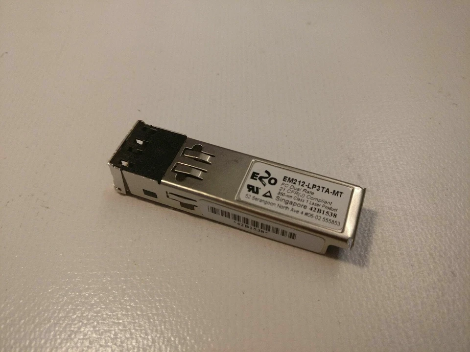 Emulex EMA2G-LD3TA-MT 2GB GBIC FC Dual Rate Transceiver - Image 1 of 1