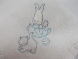 Vtg Gerber White Acrylic Baby Blanket Bunny Rabbit Cat Satin Trim - Picture 1 of 5