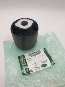 Land Rover Discovery 3 4 L319 2005- Genuine Front Differential Bushing KQB500151 - Picture 1 of 7