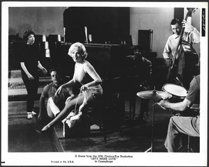 MARILYN MONROE VINTAGE ORIGINAL FOTO HOLLYWOOD SCHAUSPIELERIN GLAMOURÖSE FILMSZENE - Bild 1 von 2