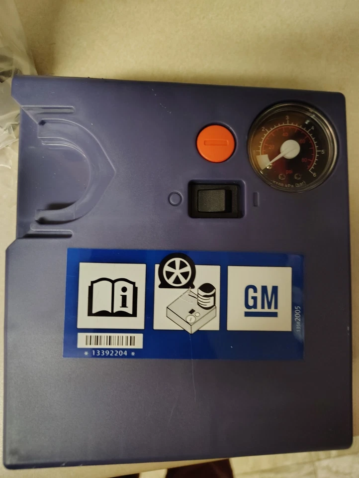 OEM NUEVO GENUINO GM 2017-2023 Chevrolet Bolt EV Kit Inflador de Neumáticos 84237904 Foto 1 de 3