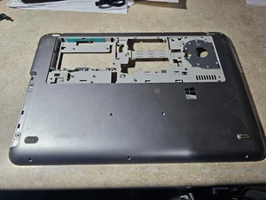 CAJA BASE INFERIOR ORIGINAL PARA PORTÁTIL HP PROBOOK 450 G4 905764-001 - Imagen 1 de 2