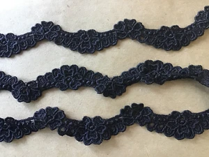12 YDS SCALLOPED BLACK FLORAL RAYON VENISE LACE. - Picture 1 of 4