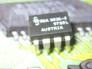 SDA3526-5 Non Volatile Memory 2Kbit EEPROM SIEMENS DIP8 1pcs - Imagen 1 de 1