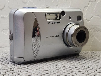 Fujifilm FinePix A Series A303 3.2MP Digital Camera - Silver Read - Image 1 of 4