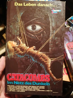 VHS RARITÄT: CATACOMBS - IM NETZ DES DUNKELN (1988) NUR AUF VHS!!!! - Bild 1 von 4